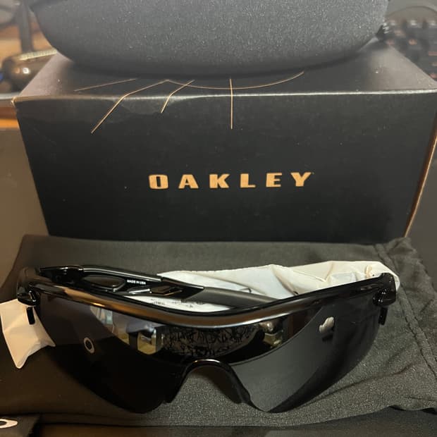 오클리 레이다락 새상품 판매합니다