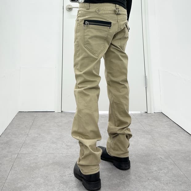 Vintage back zipper strap detail pants