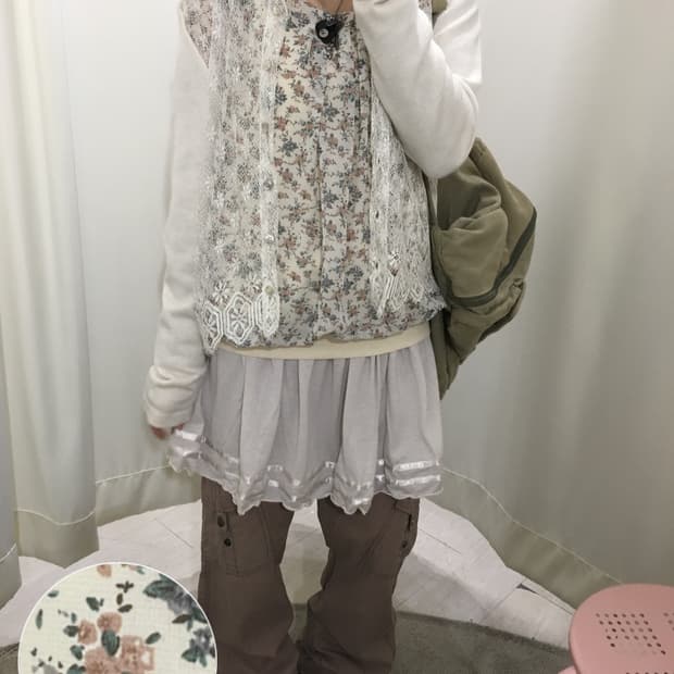 잔꽃 레이어드 블라우스