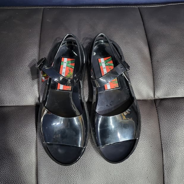 겐조 젤리 스트랩 샌들