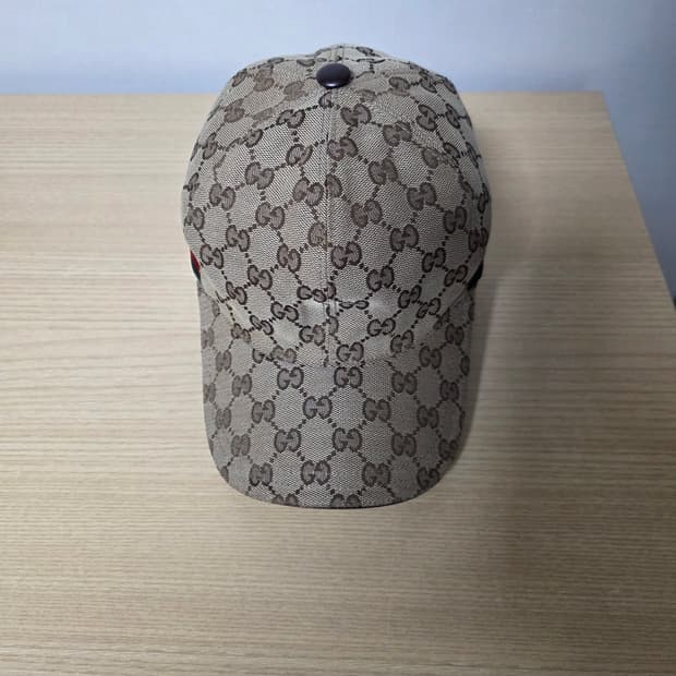 구찌모자  프리사이즈  급처