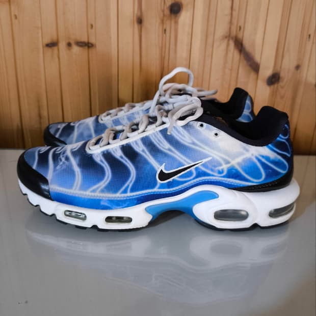 270mm 나이키 에어맥스 플러스 라이트 포토 운동화