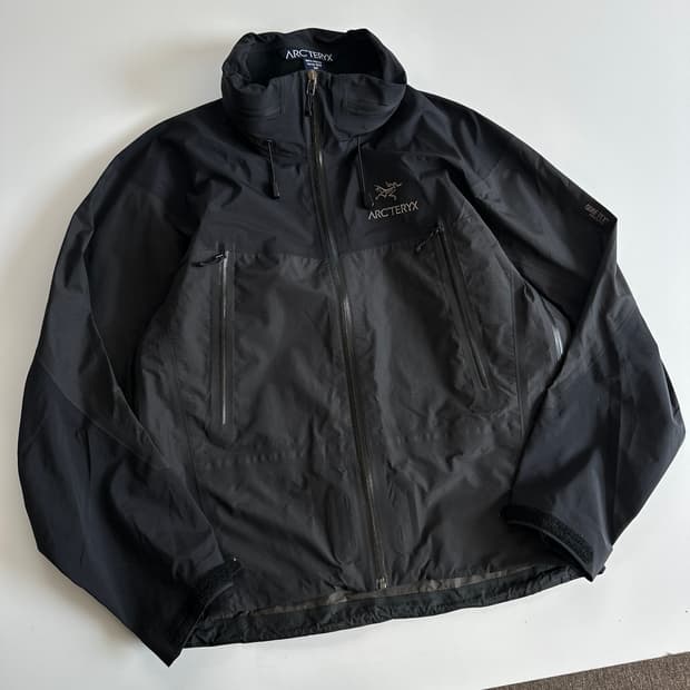 Arc'teryx 아크테릭스 구형 알파SV 블랙 쉐도우 고어쉘 히든 후드
