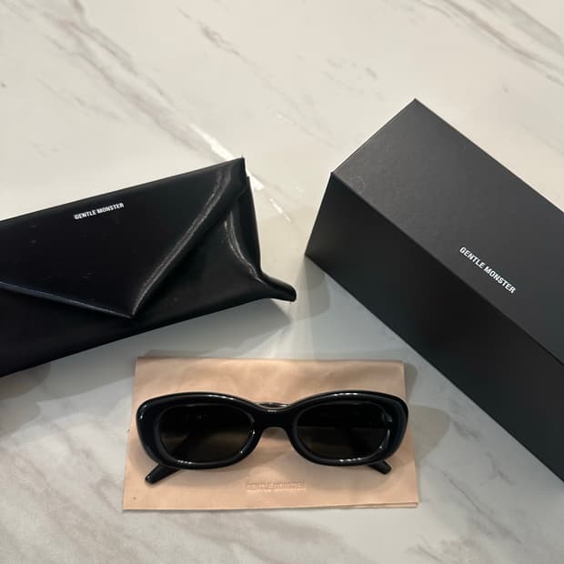 젠틀몬스터 탐부 01