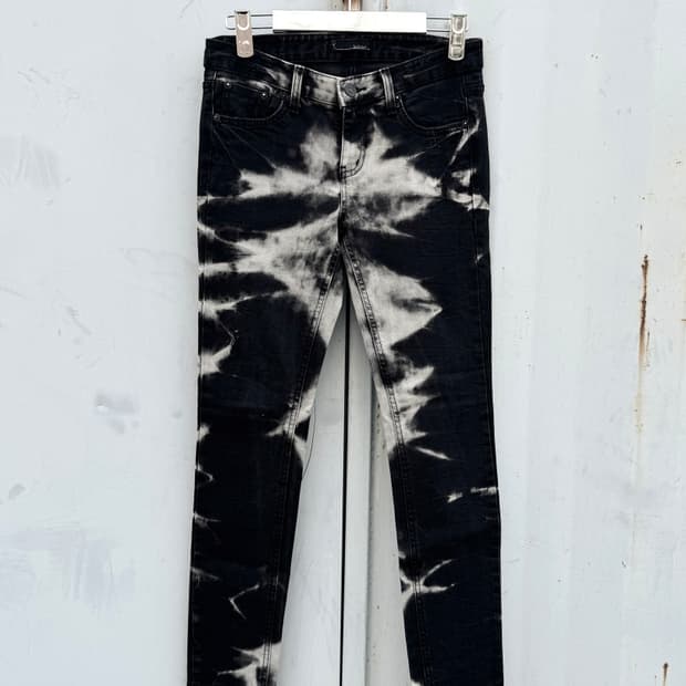 블랙 워시드 스키니 진