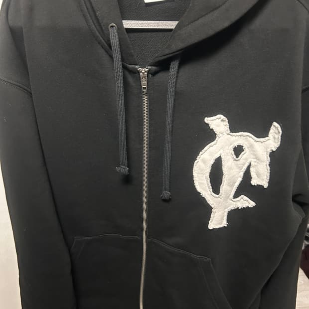 오와이 로고 후드집업