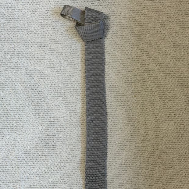 The tie bar 실크 넥타이