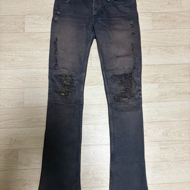 (28) If Six Was Nine Black Mud Max