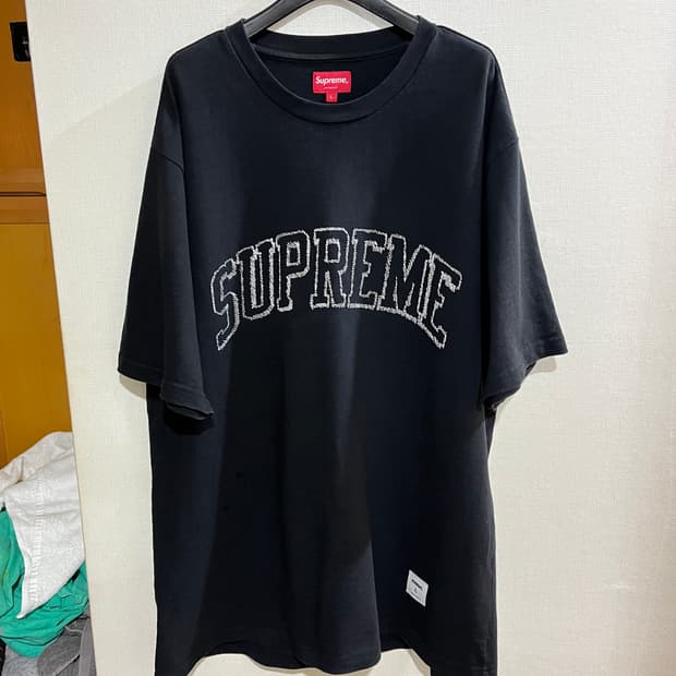 (L) 슈프림 자수 스케치 반팔 티셔츠