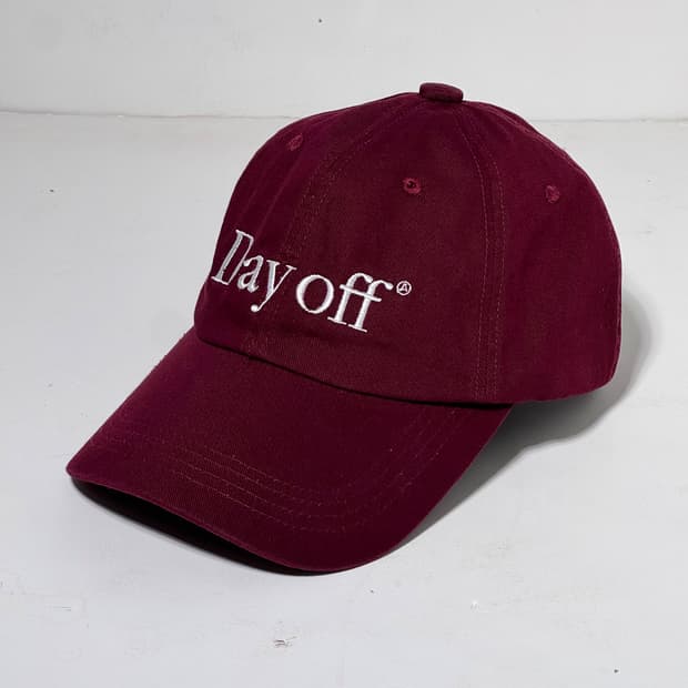 에이카화이트 day off 볼캡 버건디