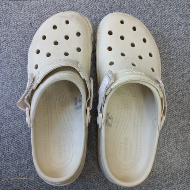 크록스 듀엣 맥스 II 클로그 베이지 290