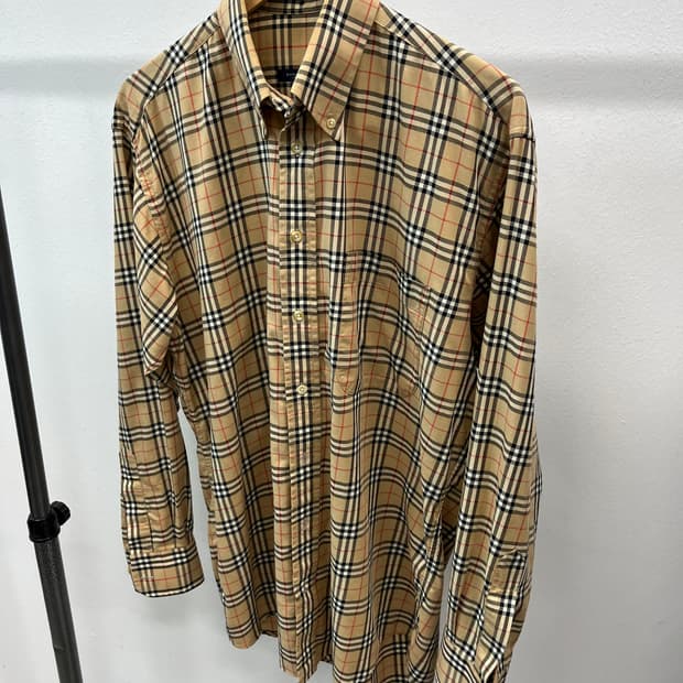 110) 버버리 베이지 체크셔츠 