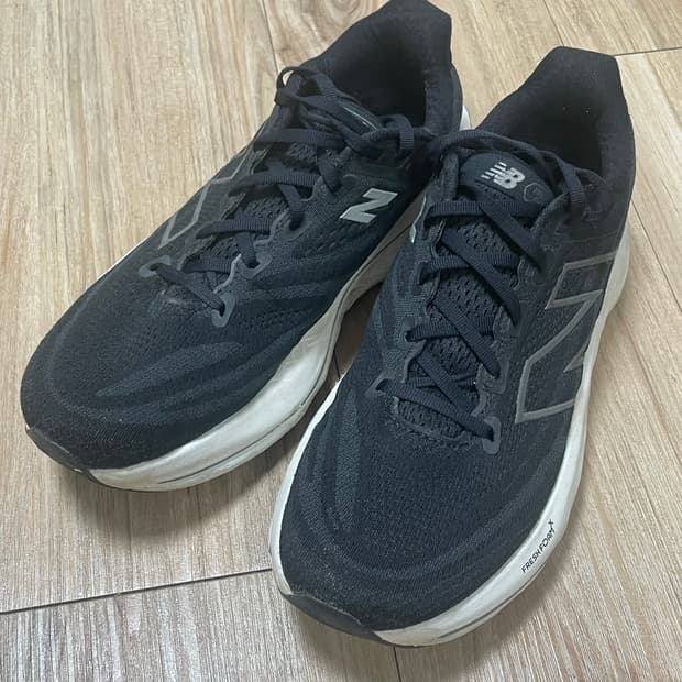 뉴발란스 Vongo V6 2E 265