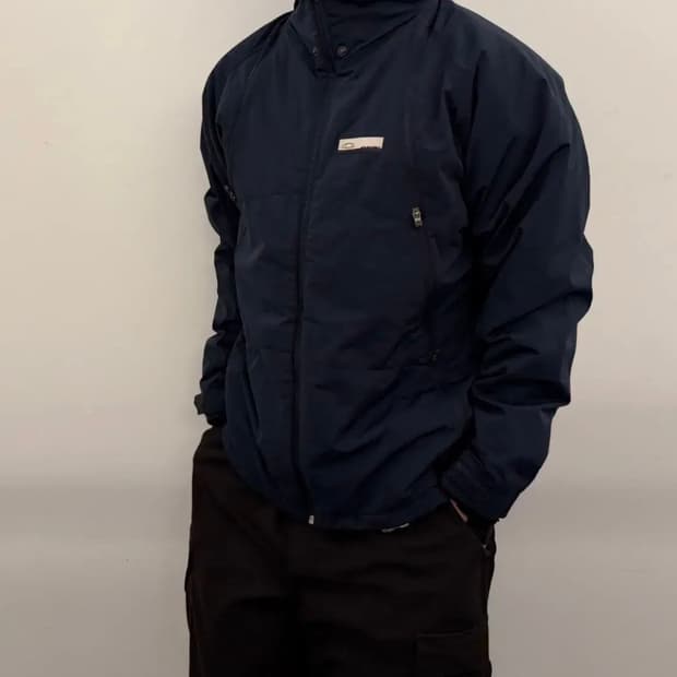 오클리 아카이브 유틸리티 자켓