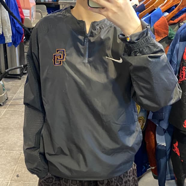 [NO.9] Nike 웜업 다크그레이