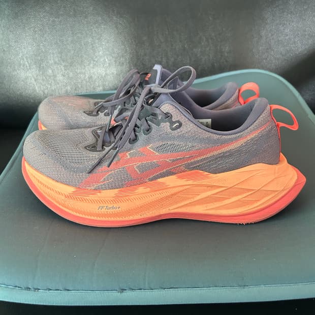 아식스 슈퍼블라스트2