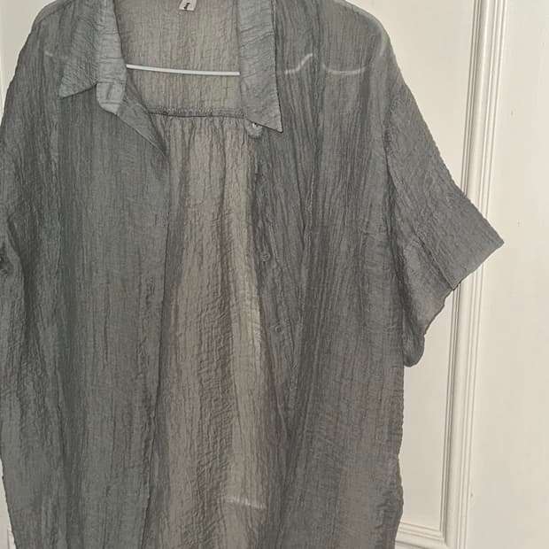 베일 이솝 시스루 셔츠 그레이