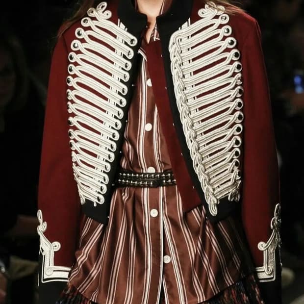 버버리 SS17 쇼피스 후사르 밀리터리 자켓