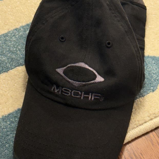 미스치프 롬버스 캡 모자