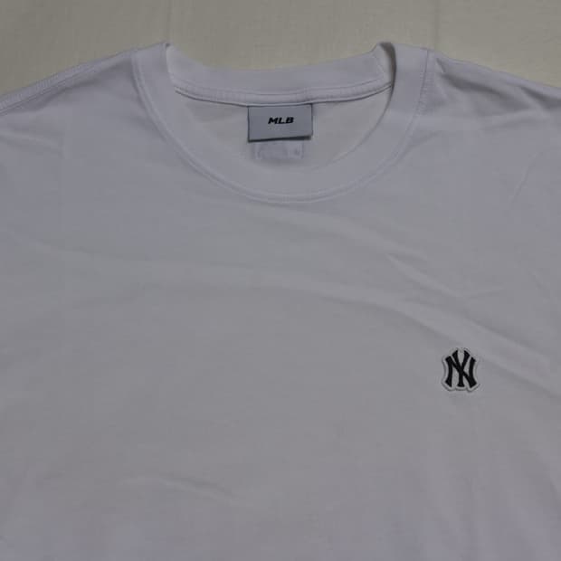 MLB 뉴욕양키스 로고 반팔 티셔츠 화이트 105(XL)