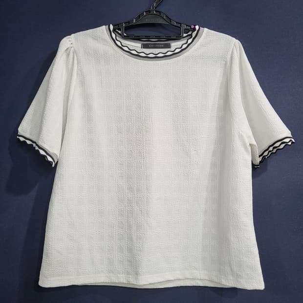 colincos시어서커 물결 블라우스(새상품)