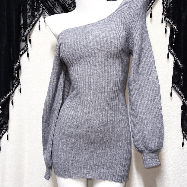 로맨틱갸루 로걀 오네 퍼프 벌룬 오프숄더 니트원피스 섹시 연말 딱붙핏