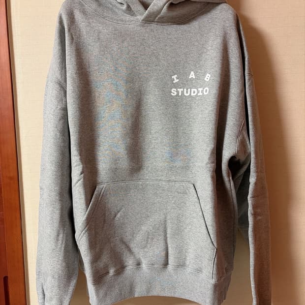 IAB studio 21SS 후드티 그레이 판매합니다 !