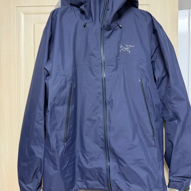 아크테릭스 베타SL자켓 남성m 블랙사파이어 