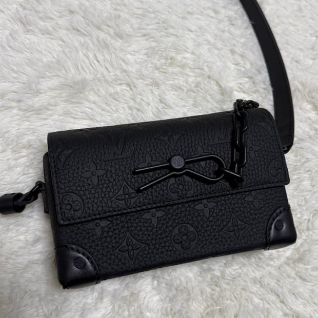 루이비통 스티머 웨어러블 월릿
