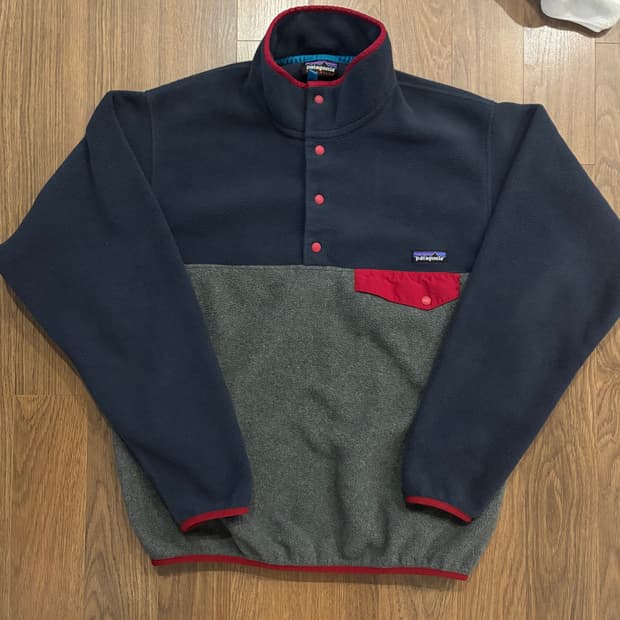 파타고니아 신칠라 투톤 네이비 그레이 M사이즈