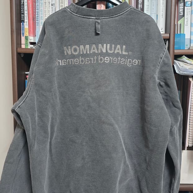 노매뉴얼 reversed TM LOGO SWEATSHIRT 
L