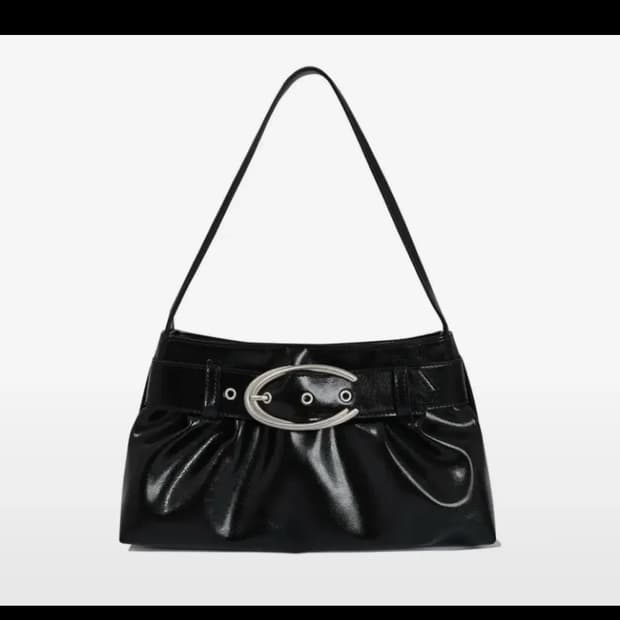 C BELTED HOBO BAG_BLACK