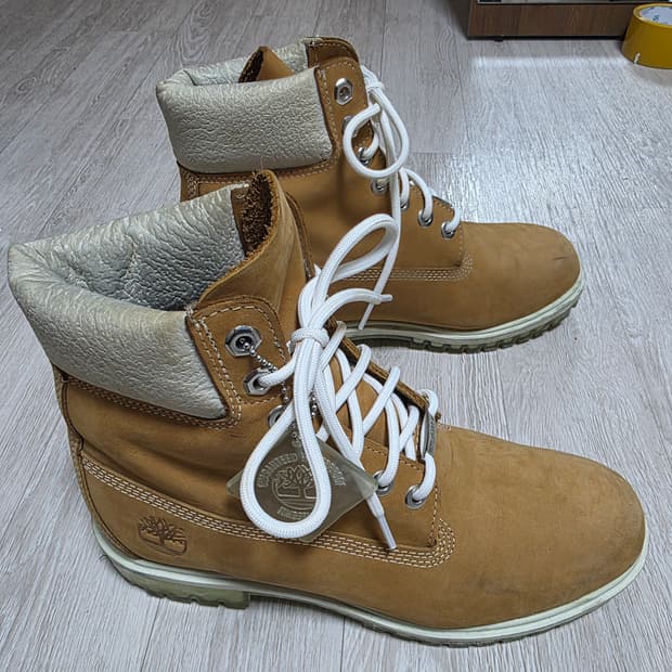 팀버랜드 6인치 워터프루프 TPU아웃솔 부츠(270)