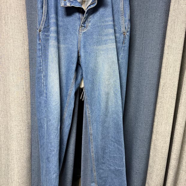 송지오 옴므 스트레이트 진