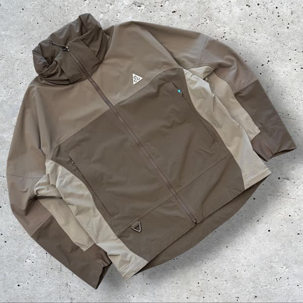 [L] 나이키 ACG 썬 페어러 자켓 아이언스톤 - 아시아 D884
