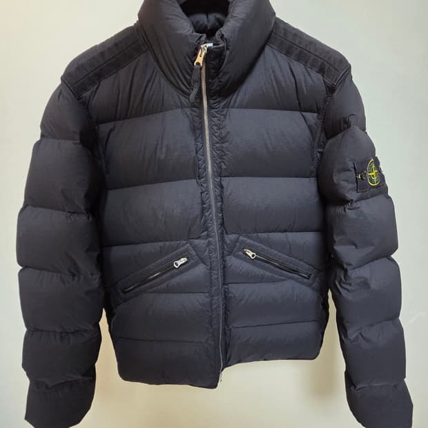 24fw) 스톤아일랜드 심리스 터널 패딩