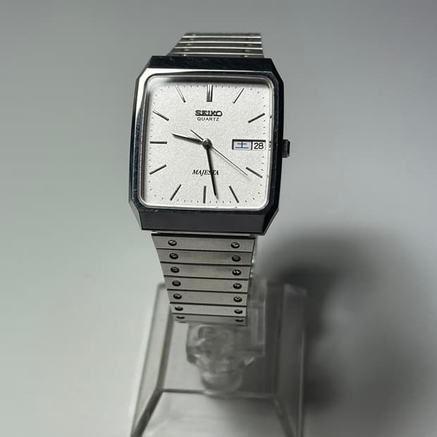 SEIKO quartz majesta