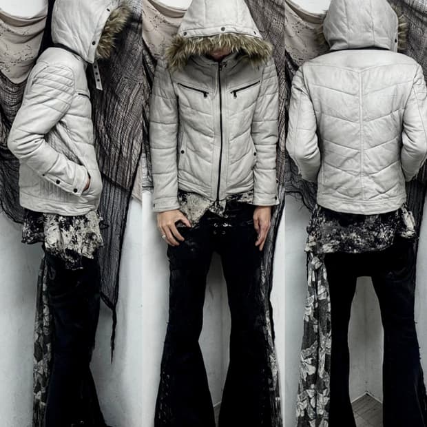 [HIDEAWAYS Nicole]VKEI Grey Leather Down