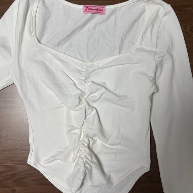 플리즈노팔로우 달린 셔링탑 화이트