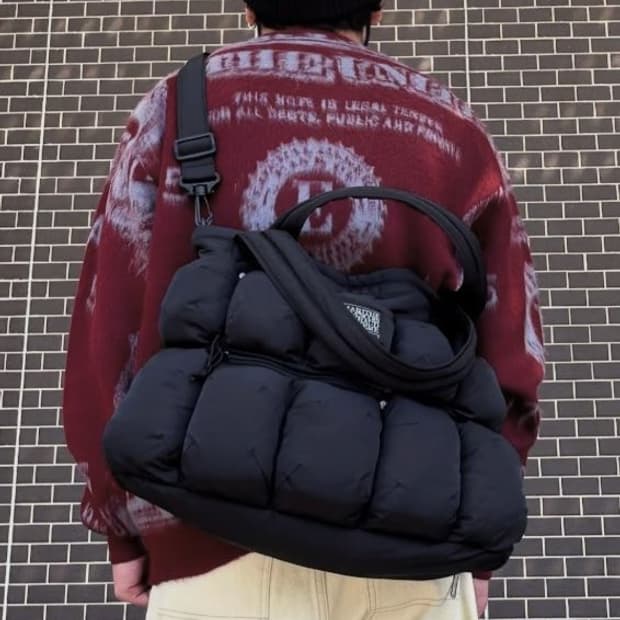 슈프림 마리떼 프랑소와 저버 포카츄 퍼퍼 토트백 블랙