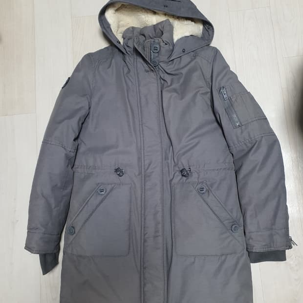 아메리칸 이글 롱패딩 S (90)
