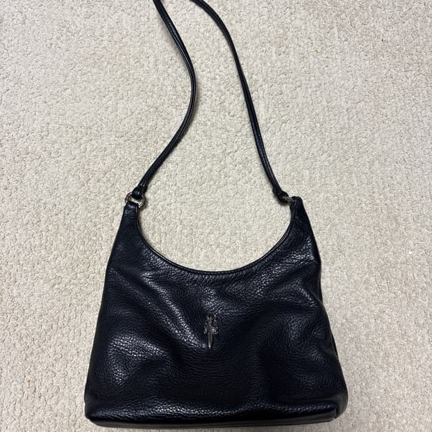 크롬하츠 비브백 