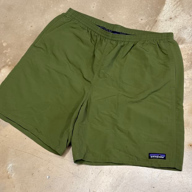 M 파타고니아 그린 배기스 쇼츠 