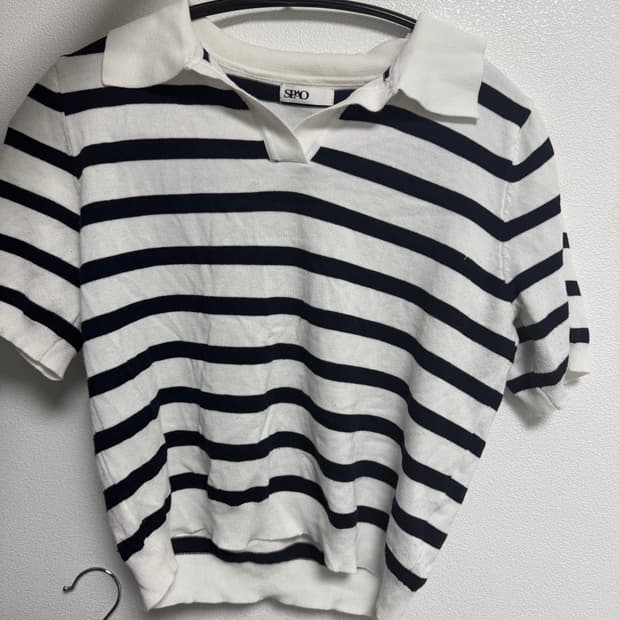 단가라 카라 반팔티