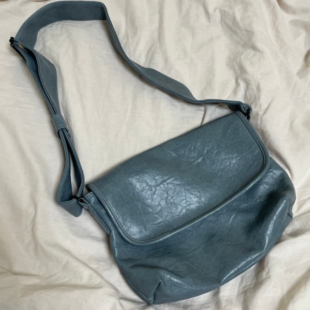 밋맷밋 크로스백 