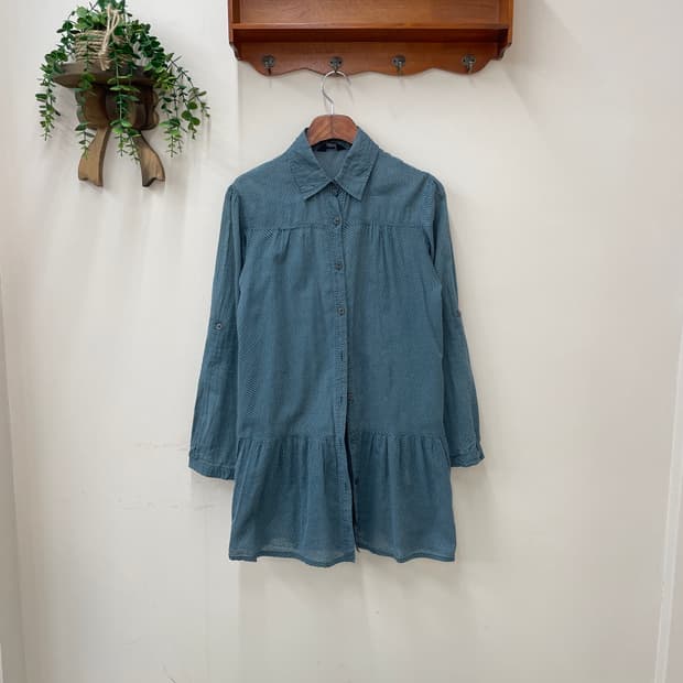 도트 패턴 포켓 롱 셔츠