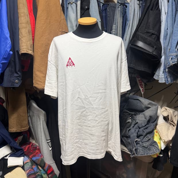 [L] 나이키 ACG 반팔 티셔츠 화이트
