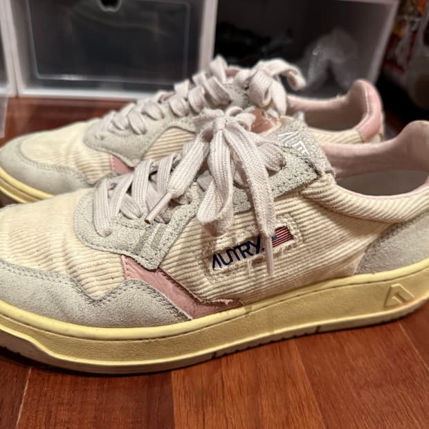 오트리 코듀로이 스니커즈