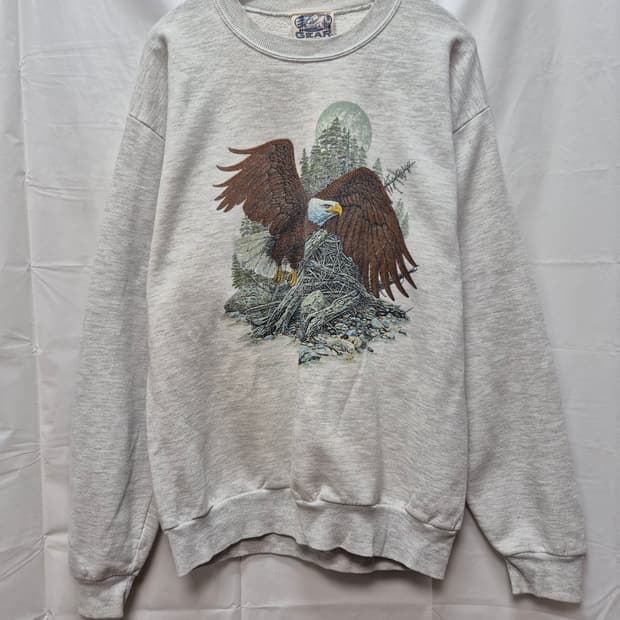 아웃도어 기어 맨투맨 