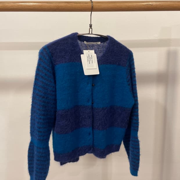 navy.wo mohair cardigan(새제품)